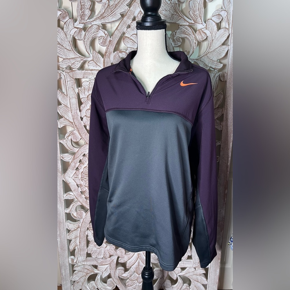 EUC Nike Therma Fit Purple and Black Pullover Jacket Sz L